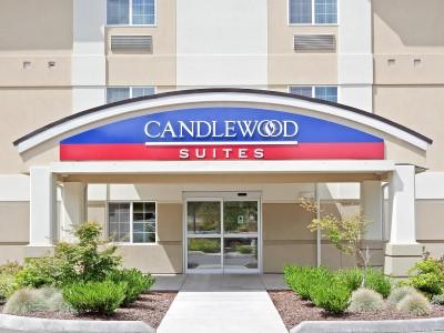 Candlewood Suites Oak Harbor, An Ihg Hotel Exterior photo